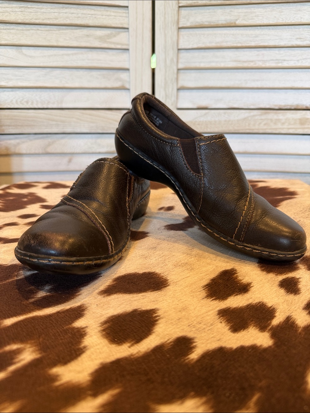 Clarks Dark Brown Leather Slip-On Casual Loafers